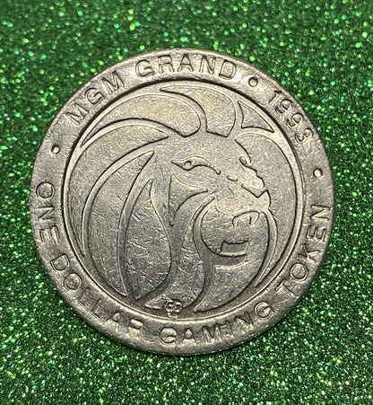 UNITED STATES CASINO ONE DOLLAR GAMING TOKEN COIN VF/VF+ CONDITION  LAS VEGAS NV 1993