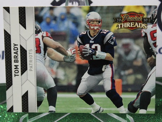 2010 PANINI THREADS TOM BRADY # 87 NFL NEW ENGLAND PATRIOTS GRIDIRON  CARD