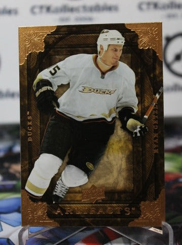 2008-09 UPPER DECK  ARTIFACTS RYAN GETZLAF # 100 ANAHEIM DUCKS NHL HOCKEY CARD