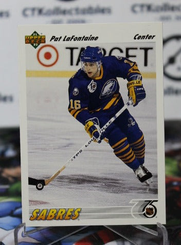 1991-92 UPPER DECK PAT LaFONTAINE # 556 BUFFALO SABRES NHL HOCKEY TRADING CARD