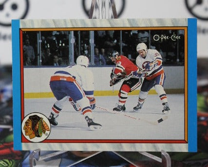 1989-90 O-PEE-CHEE BLACKHAWKS # 301 CHICAGO BLACKHAWKS NHL HOCKEY TRADING CARD