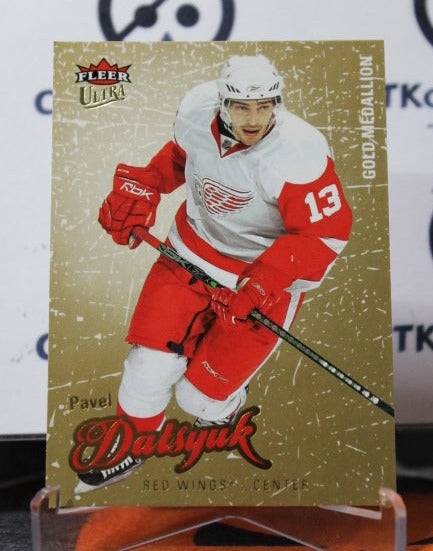 2008-09 FLEER ULTRA PAVEL DATSYUK # 145  DETROIT RED WINGS NHL HOCKEY TRADING CARD