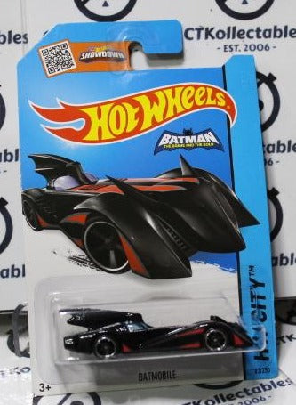 HOT WHEELS MATTEL  BATMAN THE BRAVE AND THE BOLD 63/250 RED BATMOBILE HW CITY DC 2013 RARE