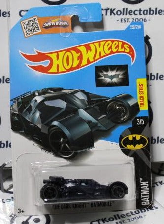 Hot Wheels 2015 THE DARK KNIGHT BATMOBILE DC 228/250 BLUE Long Card 3/5