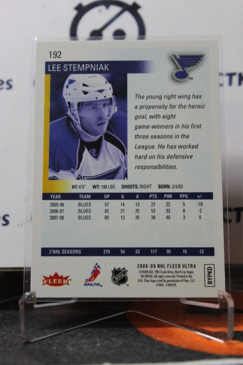 2008-09 FLEER ULTRA  LEE STEMPNIAK # 28  ST. LOUIS BLUES HOCKEY CARD