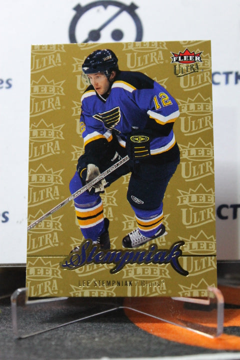 2007-08 FLEER ULTRA  LEE STEMPNIAK # 28  ST. LOUIS BLUES HOCKEY CARD