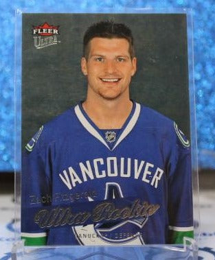 ZACK FITZGERALD # 237 ROOKIE FLEER ULTRA 2008-09 VANCOUVER CANUCKS NHL HOCKEY TRADING CARD