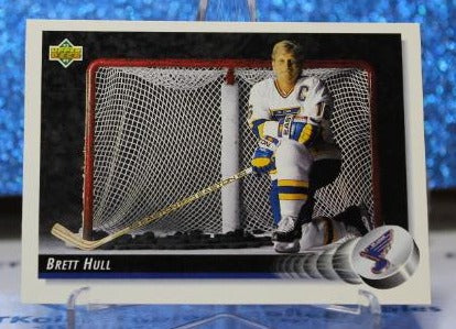 BRETT HULL # 29 UPPER DECK 1992-93 ST. LOUIS BLUES NHL HOCKEY TRADING CARD