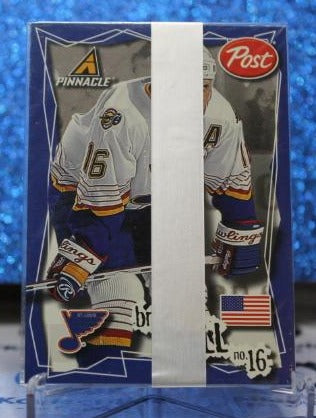 BRETT HULL # 16 POST CEREAL PINNACLE 1997-98 ST. LOUIS BLUES NHL HOCKEY TRADING CARD