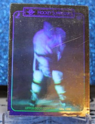 BRETT HULL UPPER DECK HOLOGRAM 1990-91 ST. LOUIS BLUES NHL HOCKEY TRADING CARD (SCRATCHED)