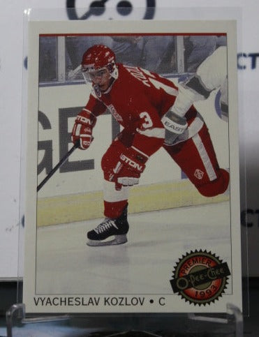 1992-93 O-PEE-CHEE PREMIRE VYACHESLAV KOZLOV # 71 DETROIT RED WINGS NHL HOCKEY TRADING CARD