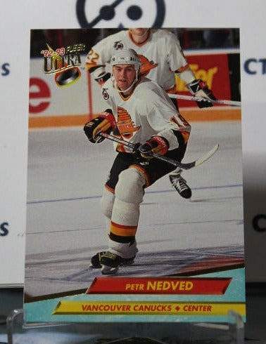 1992-93  FLEER ULTRA  PETR NEDVED # 226  VANCOUVER CANUCKS NHL HOCKEY TRADING CARD