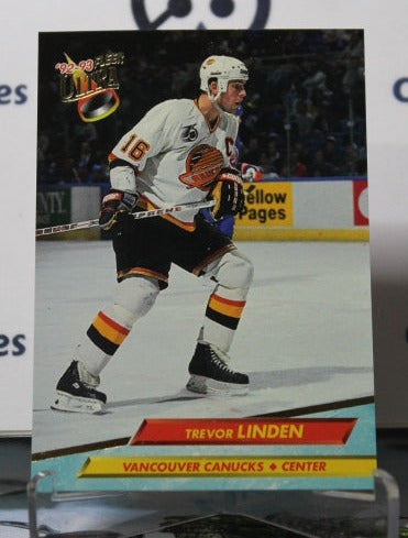 1992-93  FLEER ULTRA  TREVOR LINDEN # 222  VANCOUVER CANUCKS NHL HOCKEY TRADING CARD