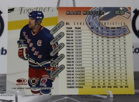 MARK MESSIER # 4 DONRUSS 97-98 VANCOUVER CANUCKS NHL HOCKEY TRADING CARD