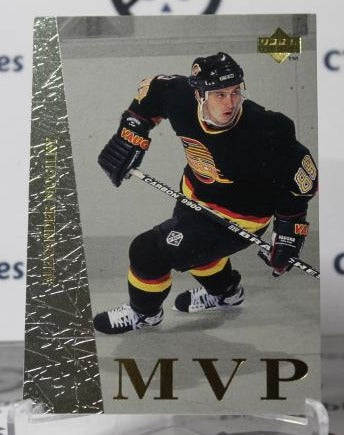 ALEXANDER MOGILNY # UD4 UPPER DECK MVP 1996-97 VANCOUVER CANUCKS NHL HOCKEY TRADING CARD