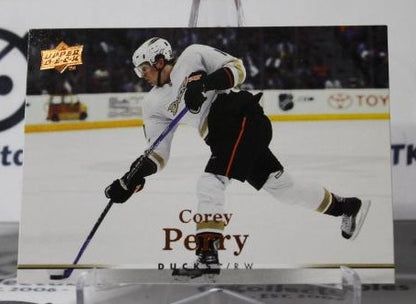 COREY PERRY # 322 UPPER DECK  2007-08 ANAHEIM DUCKS NHL HOCKEY TRADING CARD