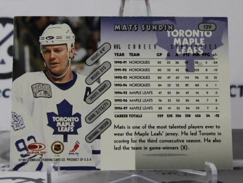 MATS SUNDIN # 139 DONRUSS 1997-98 TORONTO MAPLE LEAFS  NHL HOCKEY TRADING CARD