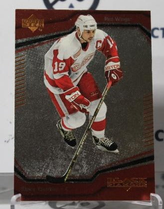 STEVE YZERMAN # 23 UPPER DECK BLACK DIAMOND 2000-01 DETROIT RED WINGS NHL HOCKEY TRADING CARD