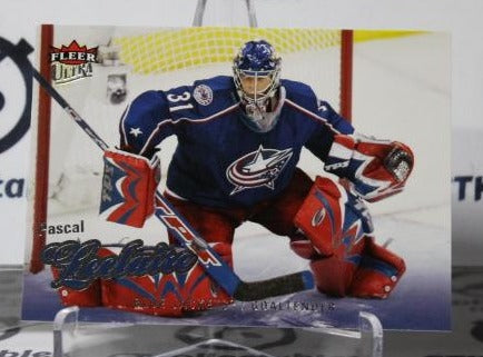 PASCAL LECLAIRE #132 FLEER ULTRA 2008-09 HOCKEY NHL GOALTENDER COLUMBUS BLUE JACKETS CARD