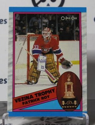 PATRICK ROY # 322 O-PEE CHEE 1989-90  HOCKEY NHL GOALTENDER MONTREAL CANADIANS CARD