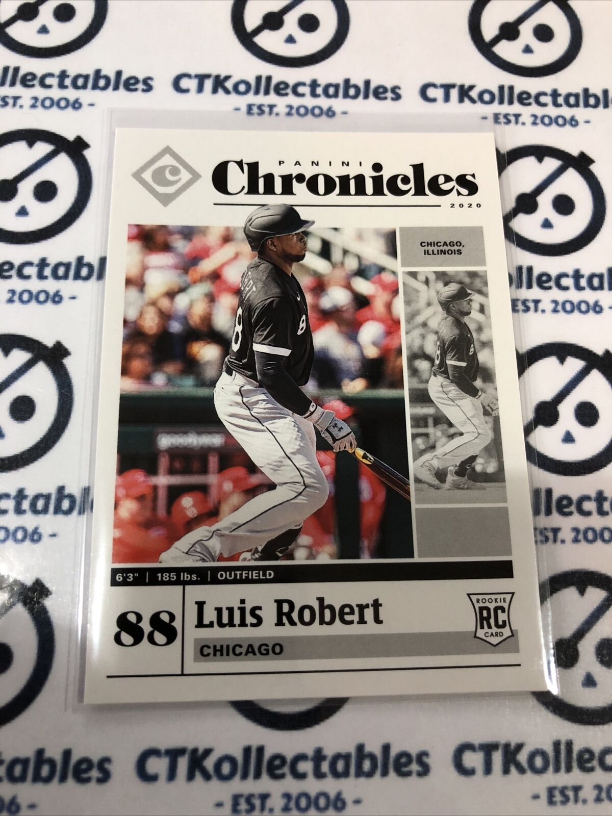 2020 Chronicles Baseball Luis Robert RC #38 Chicago White Sox