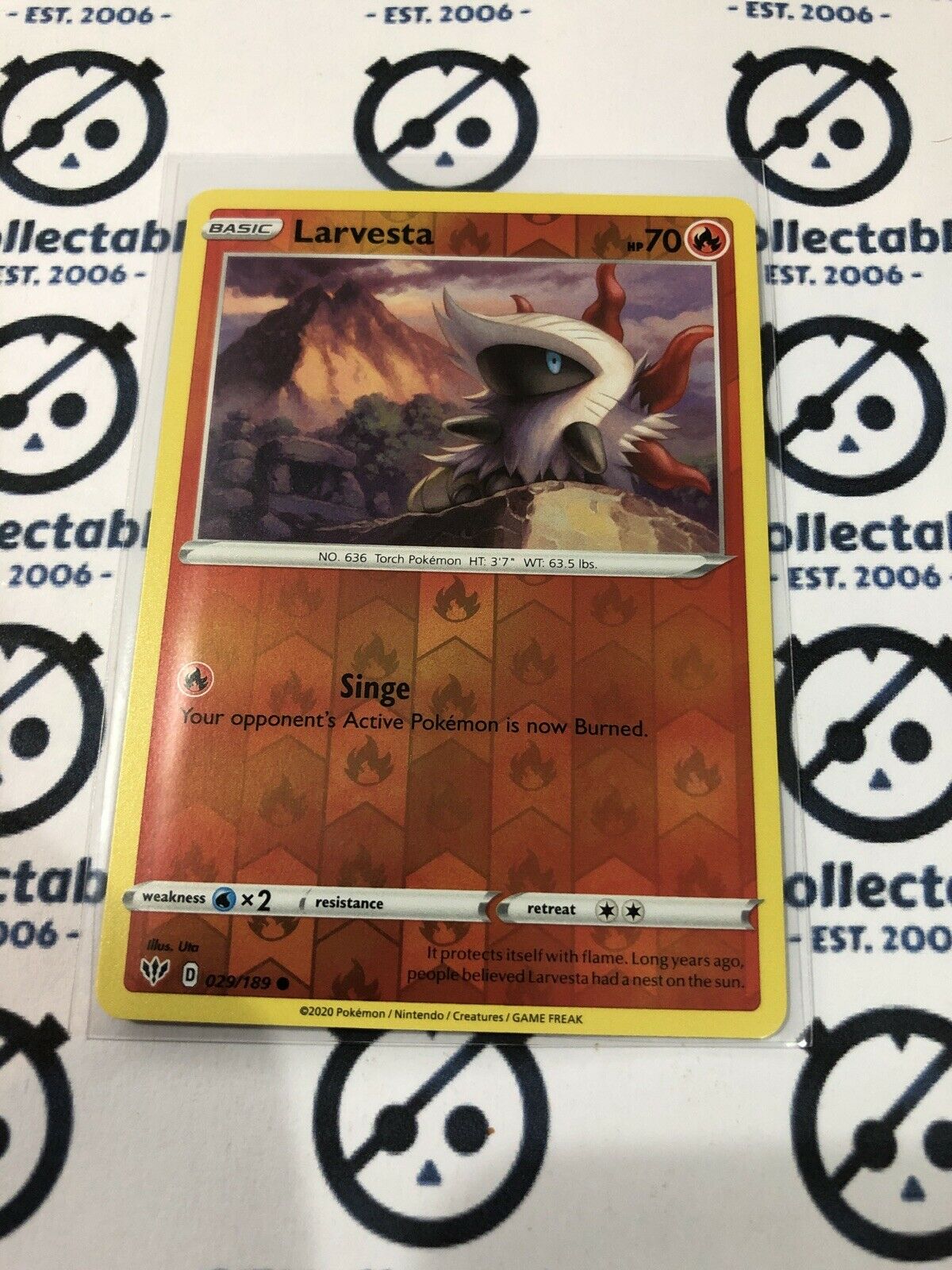 Larvesta #029/189 Reverse Holo Pokémon Card Sword & Shield Darkness Ablaze