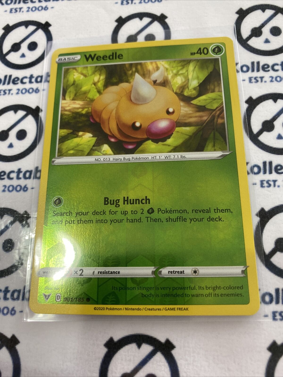 Weedle #001/185 Reverse Holo Common- Pokemon Card Vivid Voltage