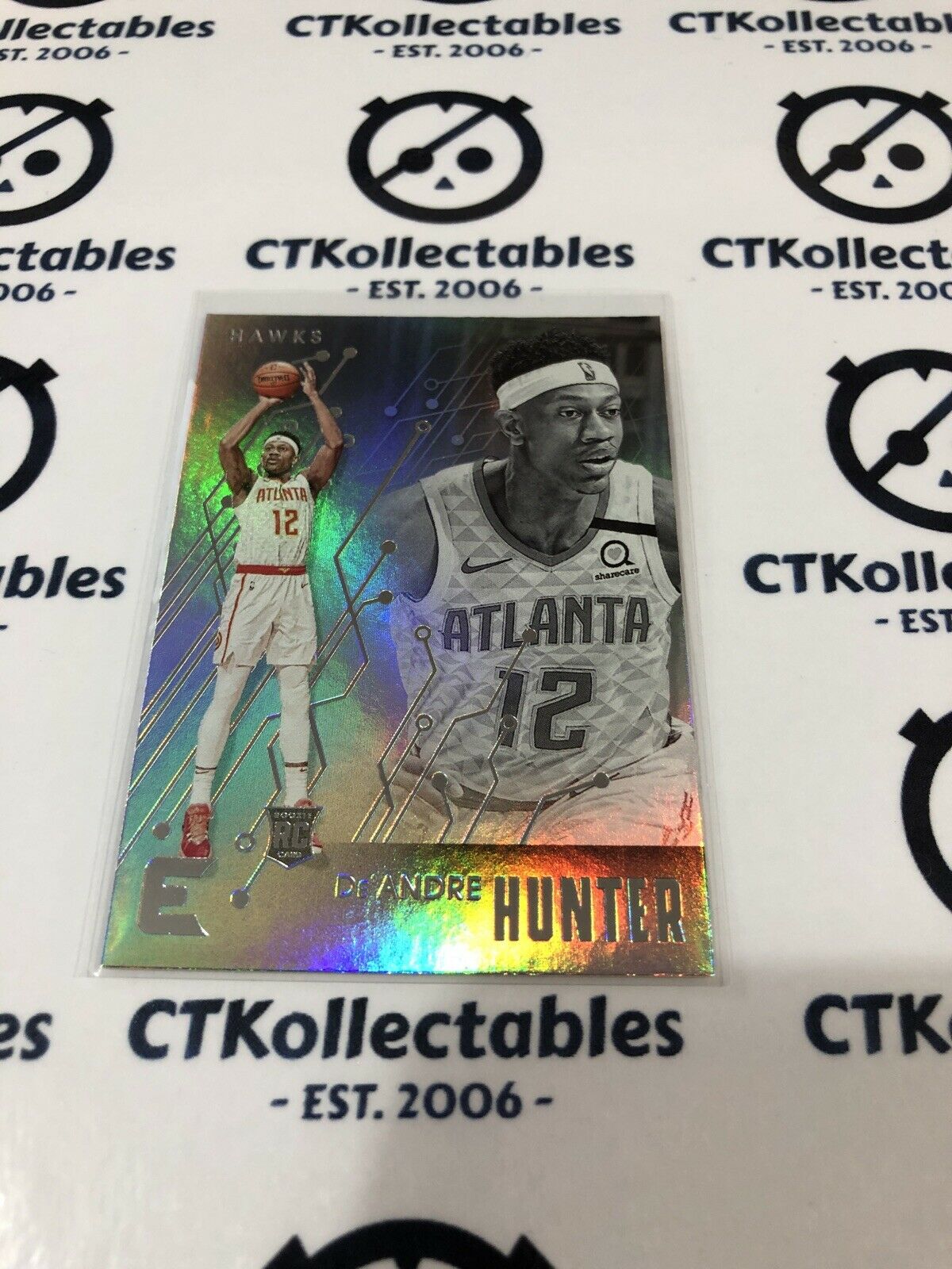 2019-20 NBA Chronicles Essentials De’Andre Hunter RC #217 Hawks