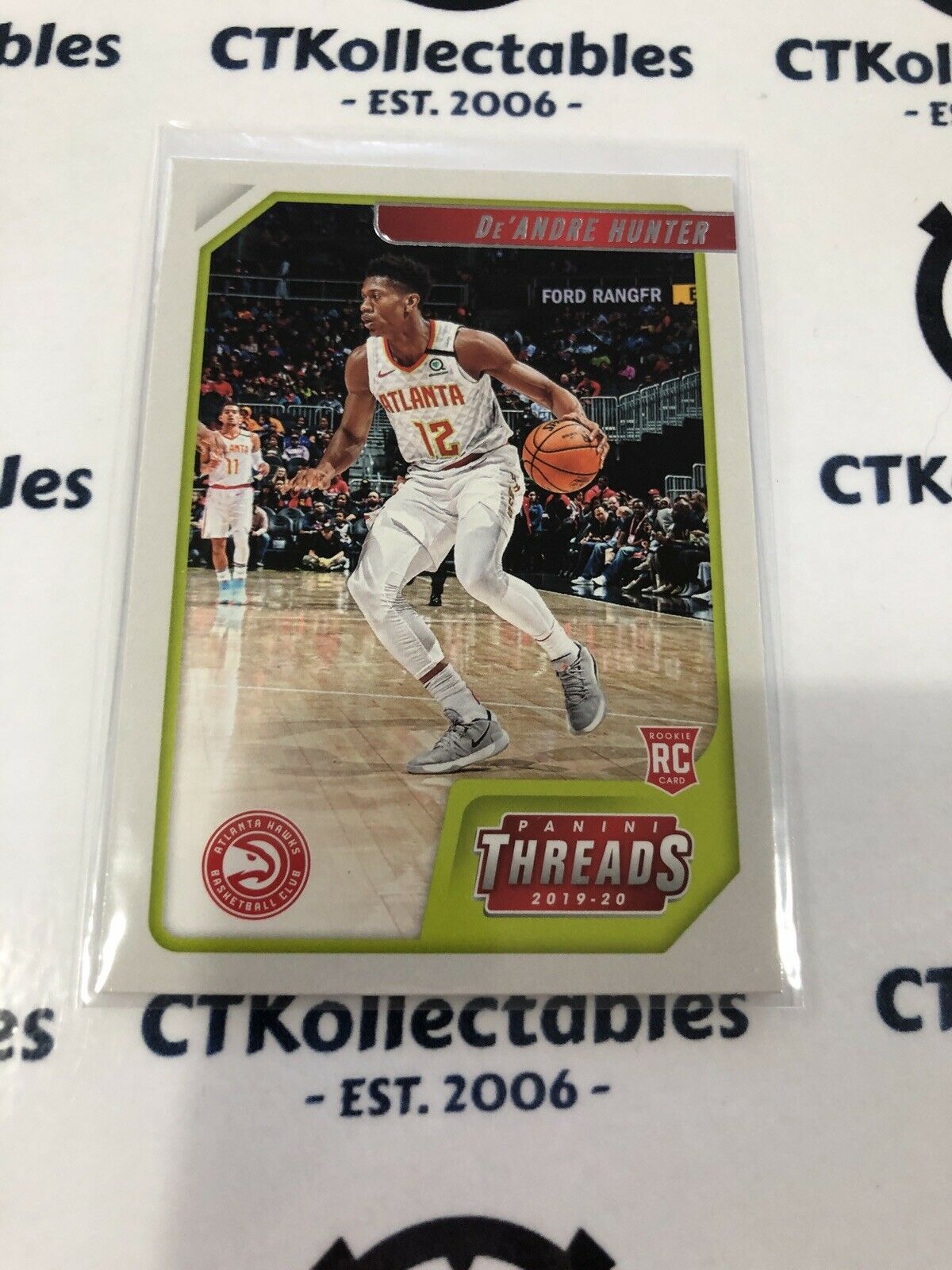 De'andre Hunter RC #94 2019-20 NBA Chronicles Threads